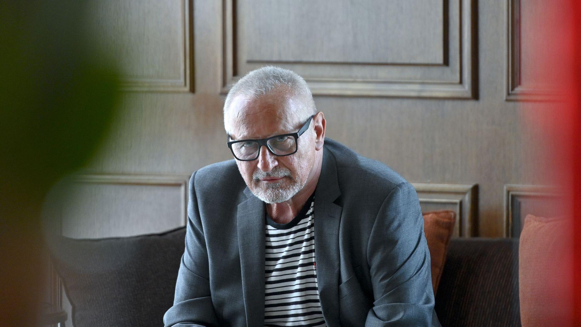 Beziehung mit Minderjähriger: Vorwürfe gegen Musiker Wecker