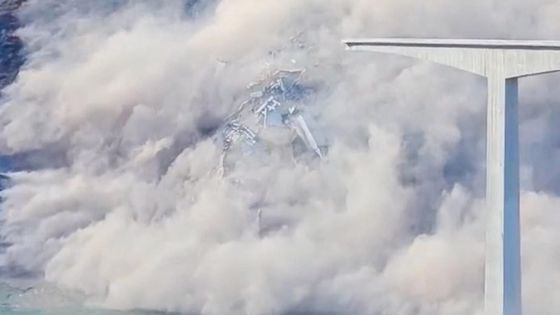 Zehn Monate alte Autobahnbrücke in China nach Erdrutsch eingestürzt