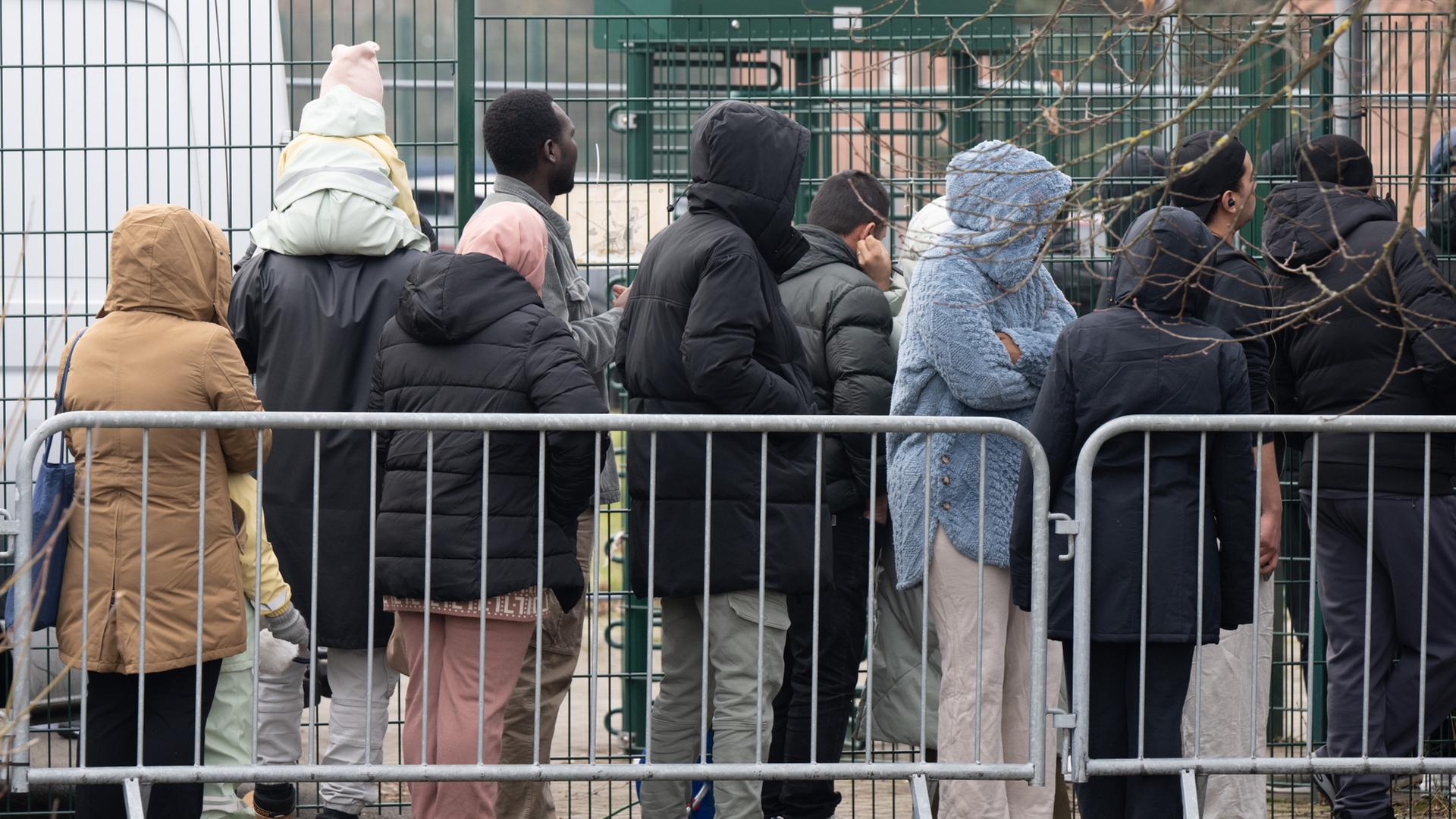 Verteilung von Flüchtlingen: EU stellt Deutschland Entlastung in Aussicht