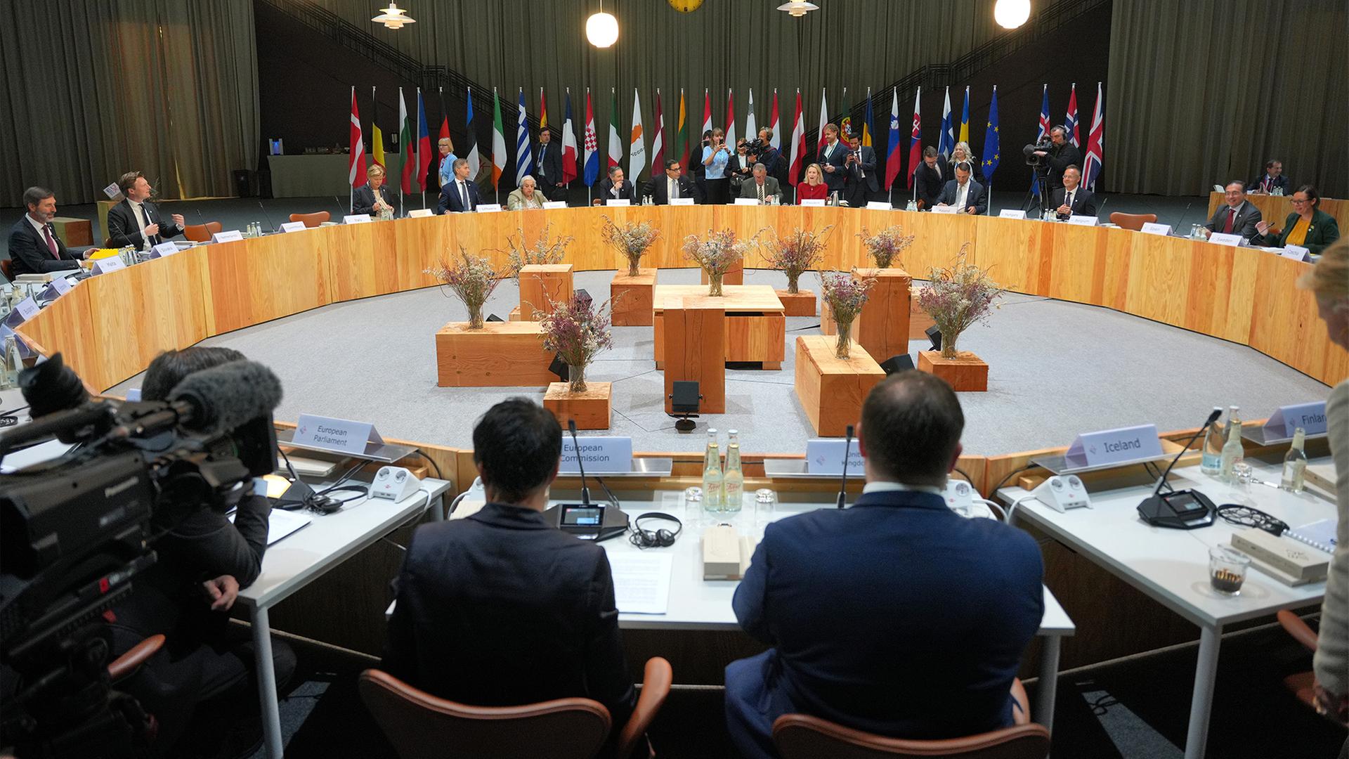 Geheimabsprachen über Signal-Chats