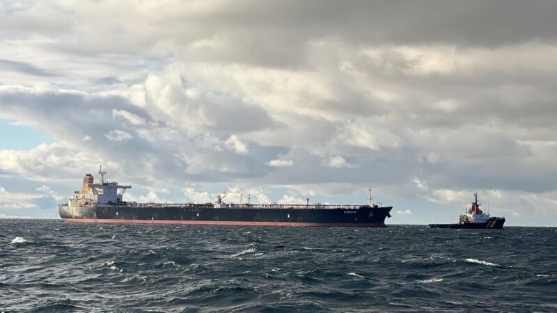 Öltanker Eventin – Warten auf die Katastrophe?