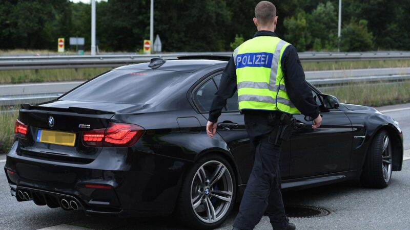 Kritik an „kalten Überstellungen“ der Polizei in die Niederlande