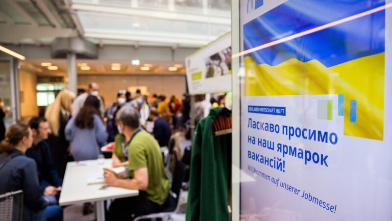 Nach Flucht vor Angriffskrieg: Viele Ukrainer finden Jobs
