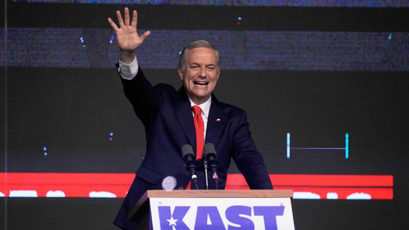 Präsidentschaftswahl in Chile: Jara und Kast ziehen in die Stichwahl
