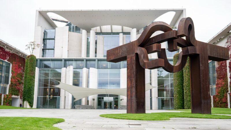 Bundesregierung hebt Beschränkungen für Rüstungsexporte nach Israel auf