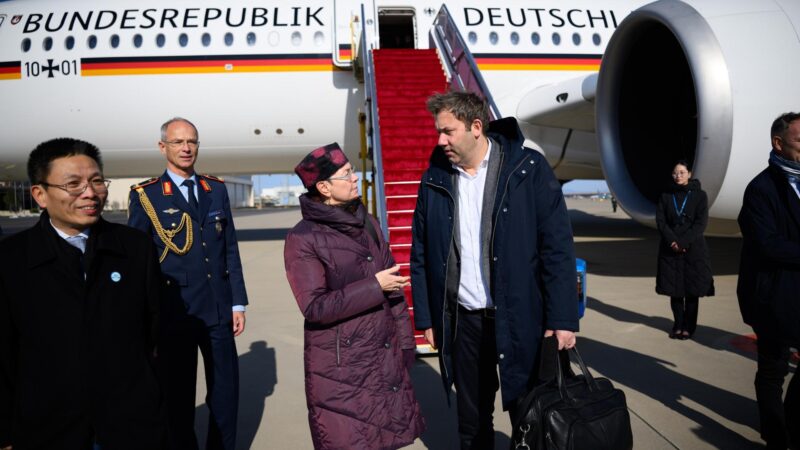 Finanzminister Klingbeil reist nach China – und erntet Kritik