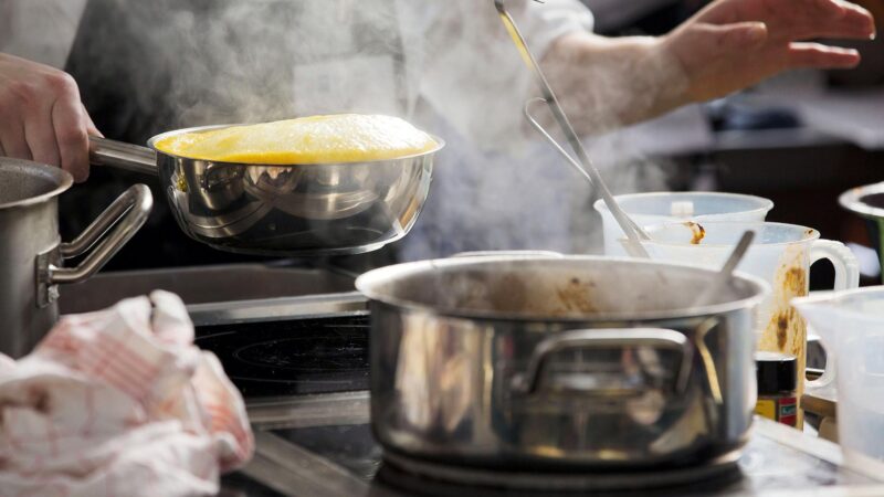 Wie Azubis aus Vietnam von Vermittlungsfirmen ausgebeutet werden