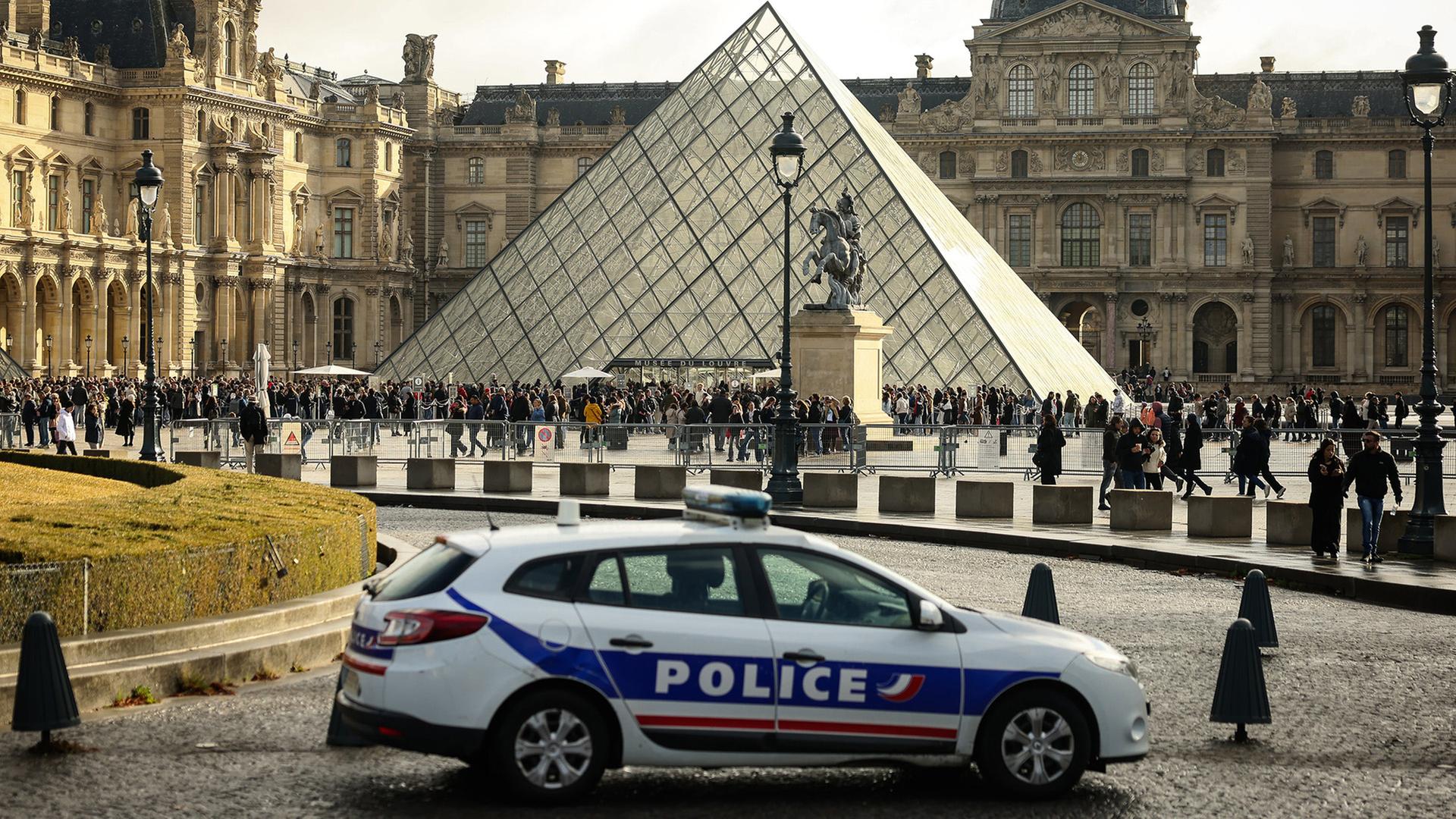 Nach Diebstahl: Mehr Kameras sollen Pariser Louvre sicherer machen