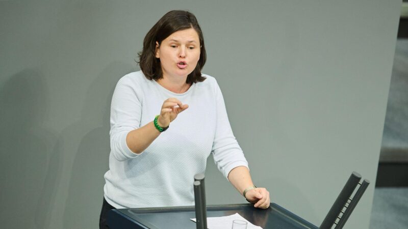 Wehrdienst-Kompromiss der Regierung stößt auf Kritik