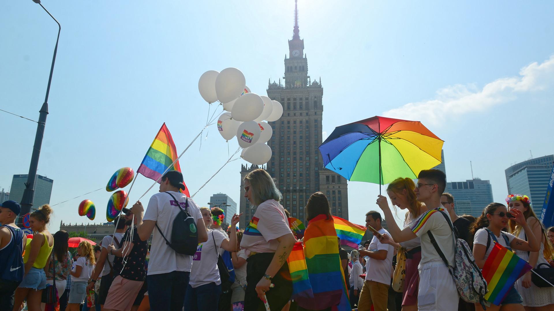 Kommentar: EuGH-Urteil schiebt Polens Eherecht ins 21. Jahrhundert