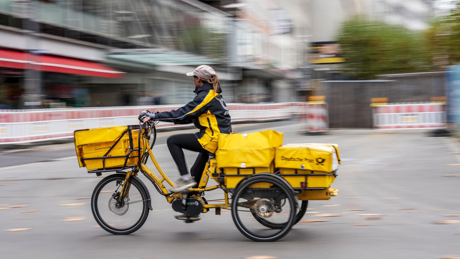 Höheres Briefporto sorgt für bessere Post-Bilanz