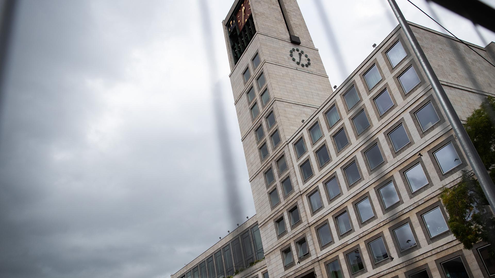 Haushaltsmisere im Bund, Krise in den Städten – das Beispiel Stuttgart