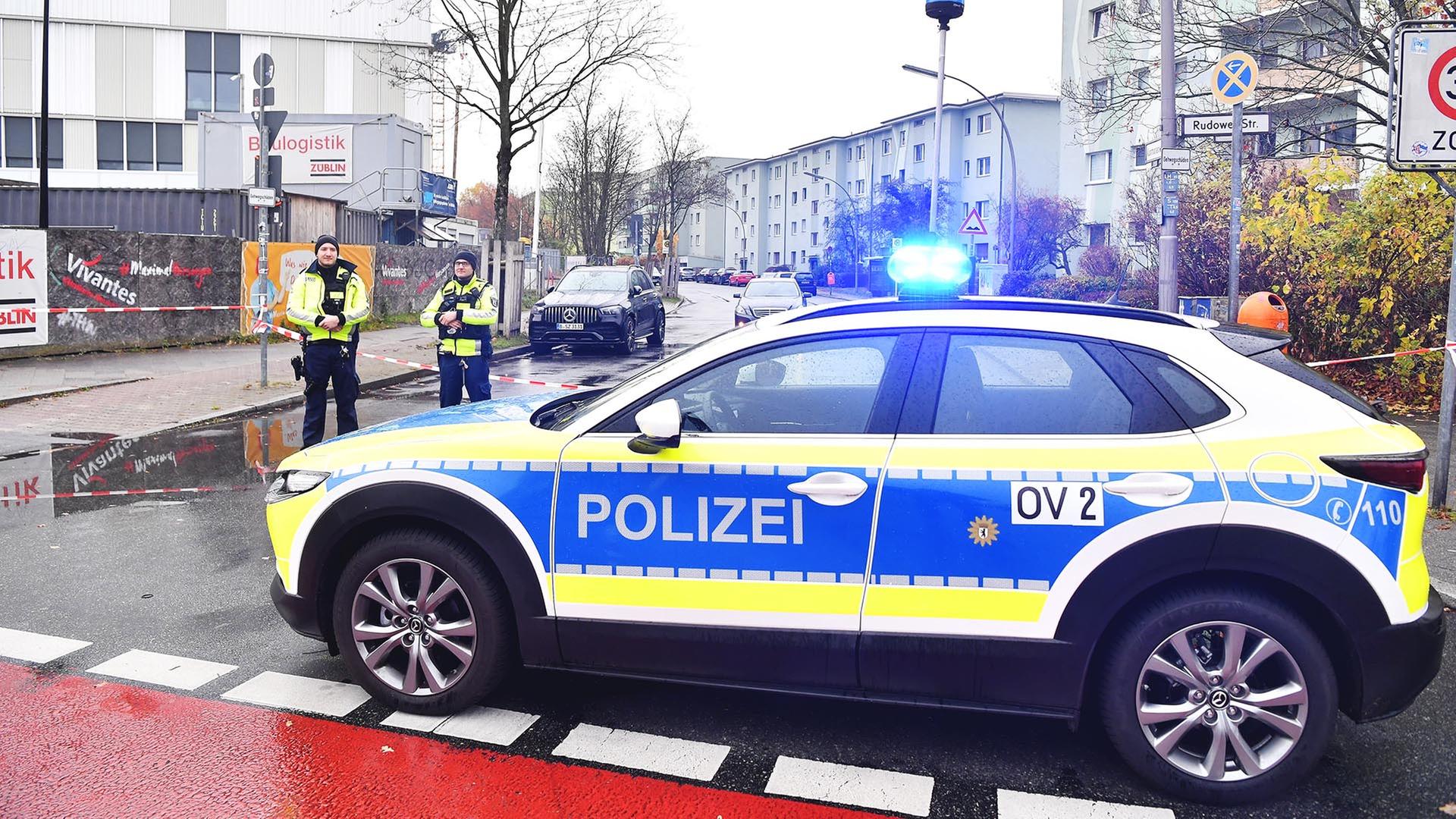 Klinik in Berlin-Neukölln durch Explosion beschädigt – Brand vor Charité