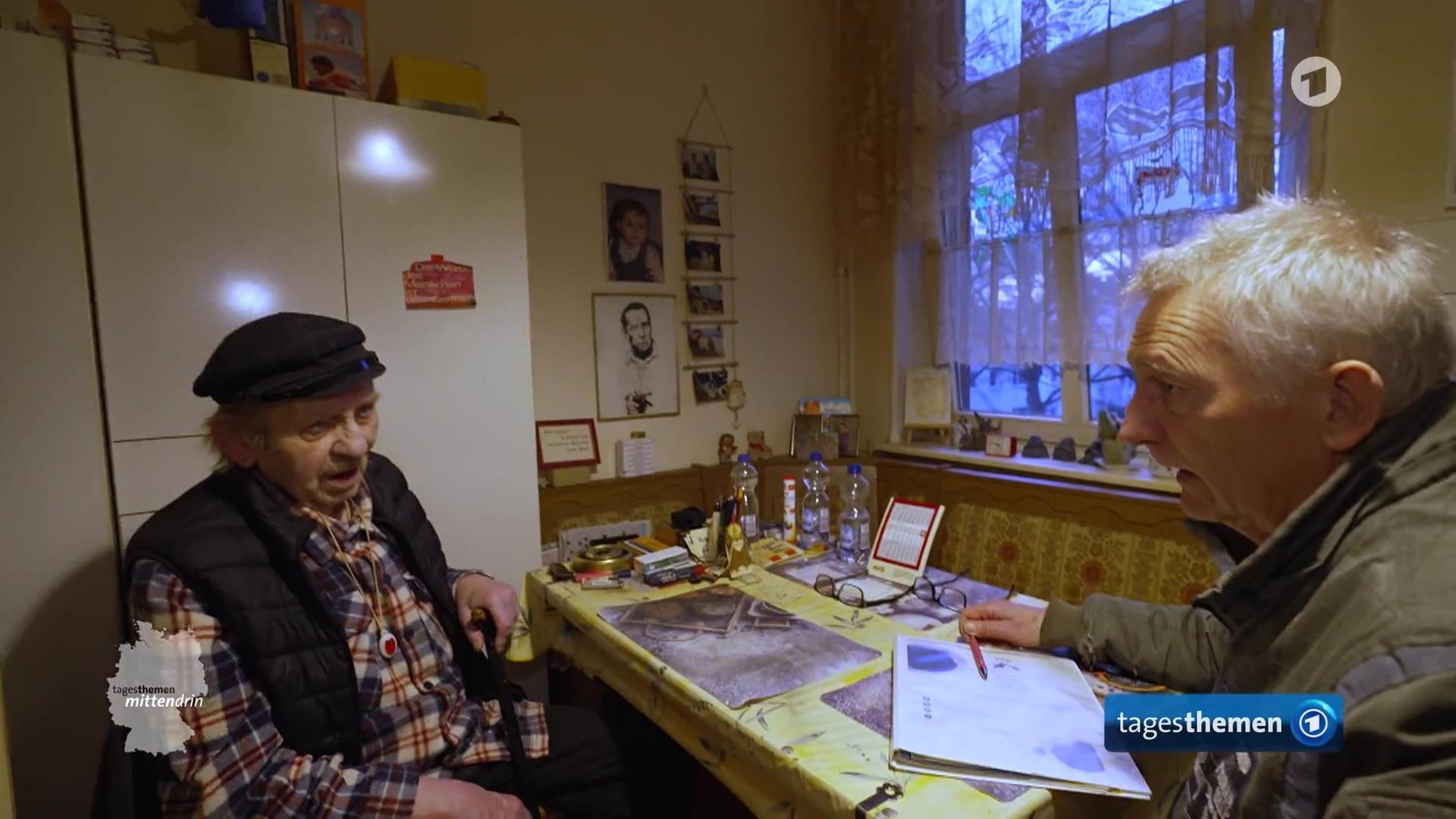 Unterwegs mit dem Pflegedienst: Mit Humor gegen die Einsamkeit