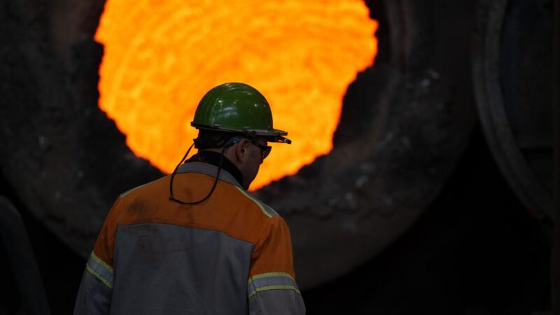 Klingbeil will kriselnden Stahlherstellern helfen