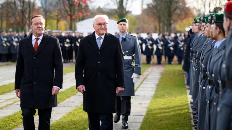 Wehrdienst-Debatte: Steinmeier fordert „Pflichtzeit für alle“