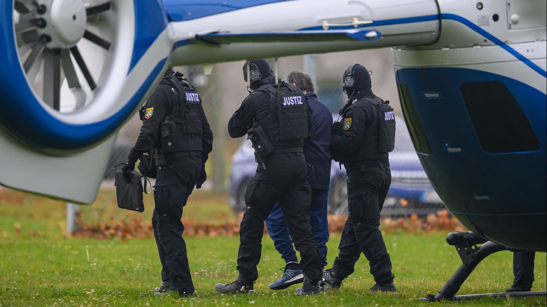 Todesfahrer von Magdeburg räumt ein, Wagen gefahren zu haben