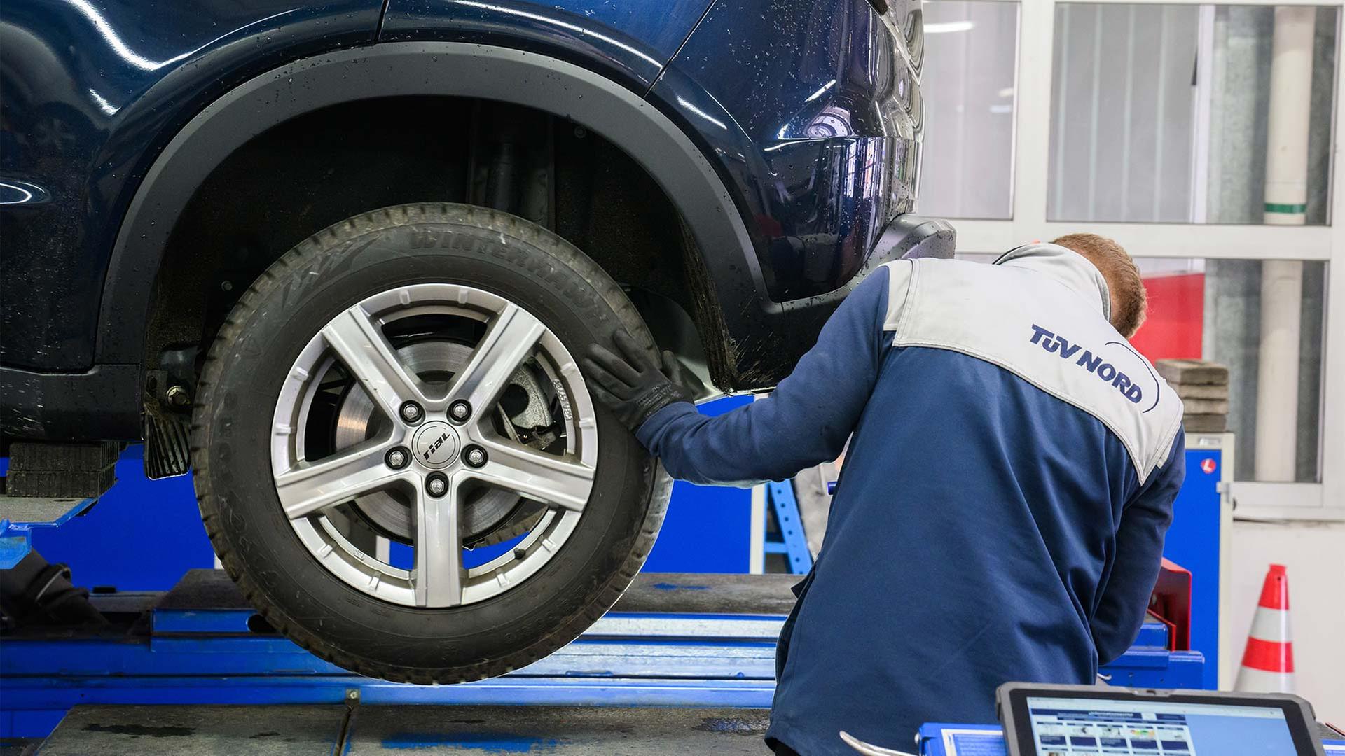 Mehr als ein Fünftel aller Autos fallen beim TÜV durch