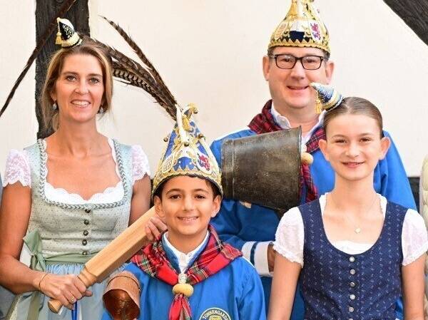 Karneval in Niederkassel: Das sind die neuen Majestäten bei der Tonnengarde