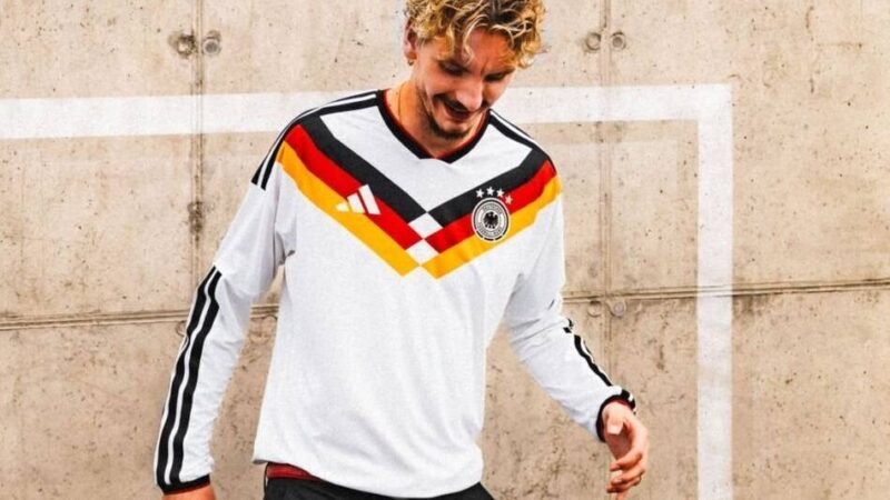 Hommage an 1990: In diesem Gänsehaut-Retro-Trikot will Deutschland Weltmeister werden