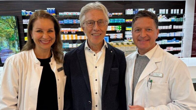 Engagement in Mettmann: Columbus-Apotheke spendet an Kinderschutzbund