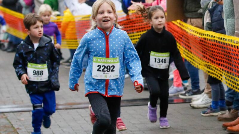 47. Martinslauf des SFD: Der älteste Teilnehmer erhält am Unterbacher See den größten Applaus