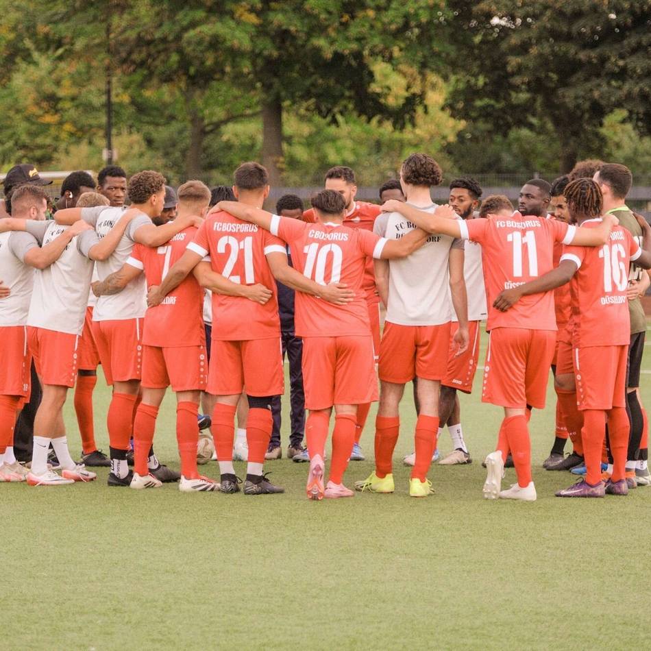 Faustschlag-Eklat in der Nachspielzeit: Erste Strafen nach Spielabbruch in der Kreisliga stehen fest