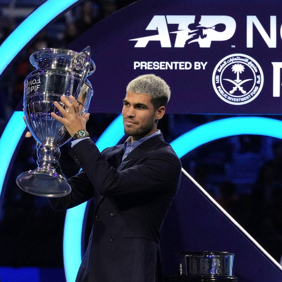 „Bedeutet die Welt für mich“: Alcaraz sichert Platz eins über die Winterpause bei den ATP Finals