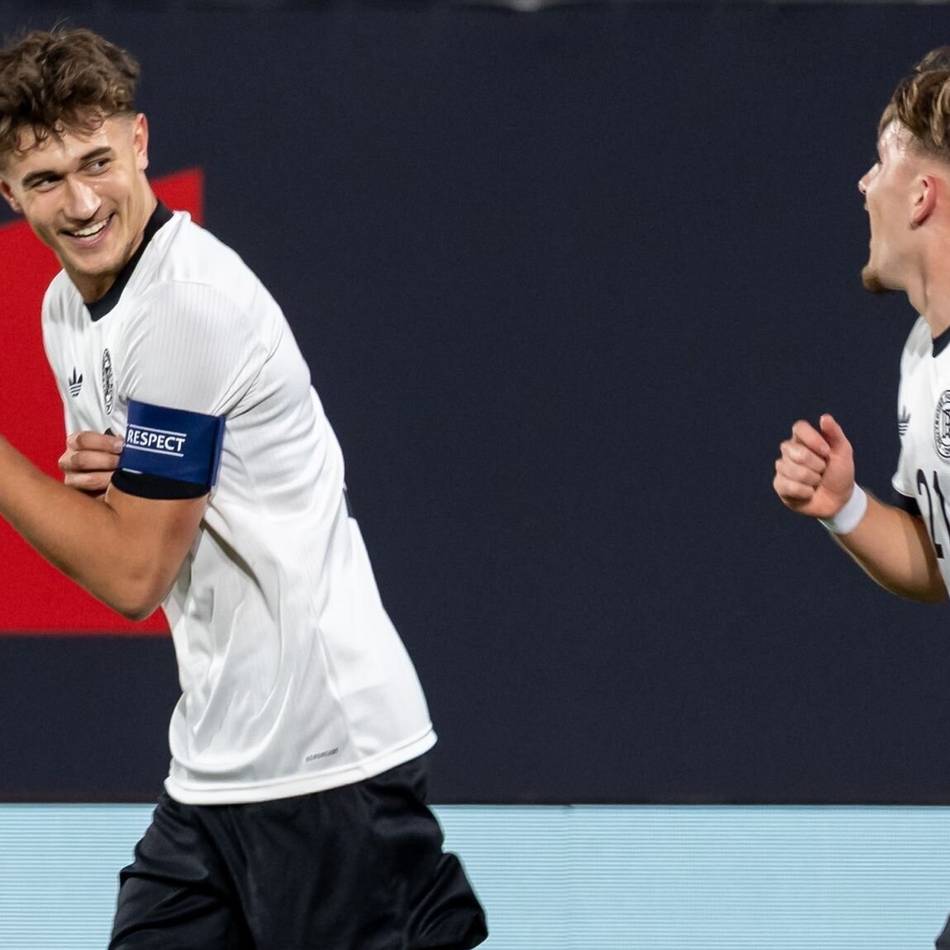 Bayern-Duo liefert ab: Bischof lernt von Kane – Karl präsentiert sich in „Topform“ bei U21-Debüt