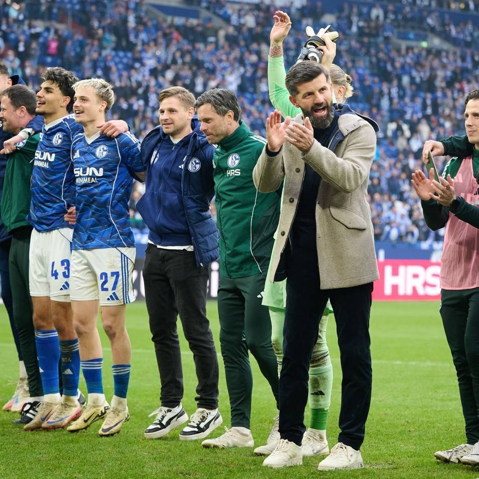 Mit Bollwerk zum Aufstieg?: Rennen, kämpfen, ackern – Schalkes Weg zum Spitzenteam