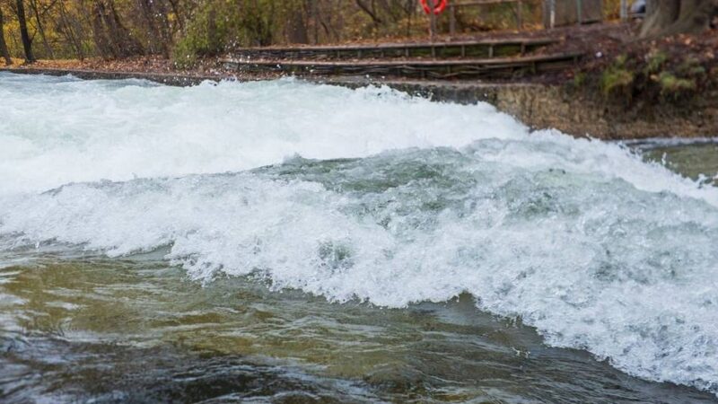 Surfer-Treffpunkt im Englischen Garten: Mit diesem Plan will München wieder Welle machen