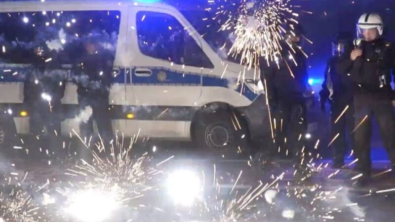 Wegen Schreckschusswaffen: „Kioske und Shisha-Bars vor Silvester kontrollieren“