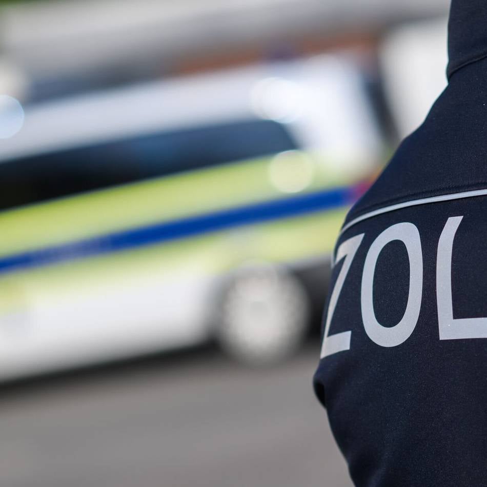 Spedition in Duisburg durchsucht: 55-Jähriger soll Werkzeugmaschinen nach Russland geliefert haben