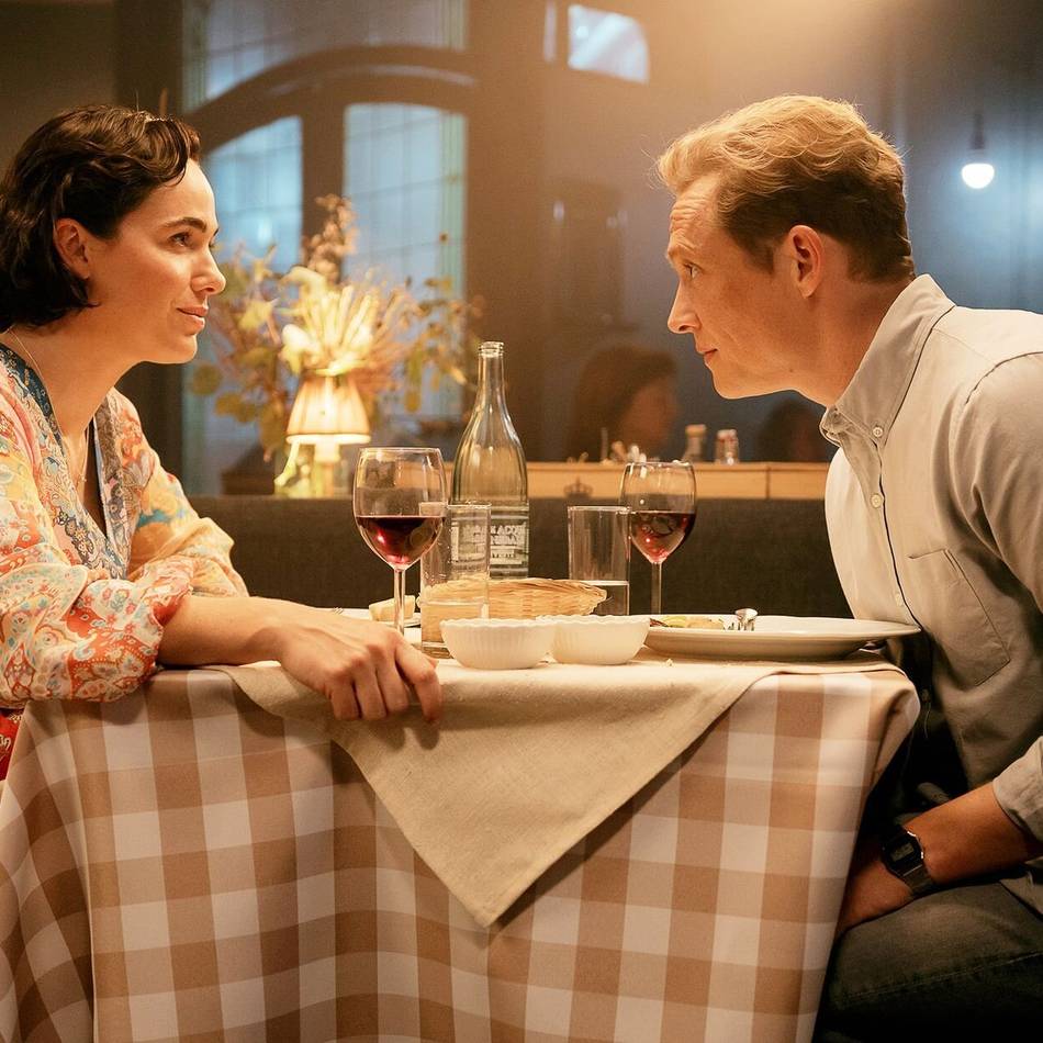 Matthias Schweighöfer in der Hauptrolle: „Das Leben der Wünsche“ – Romanverfilmung bleibt oft zu schemenhaft