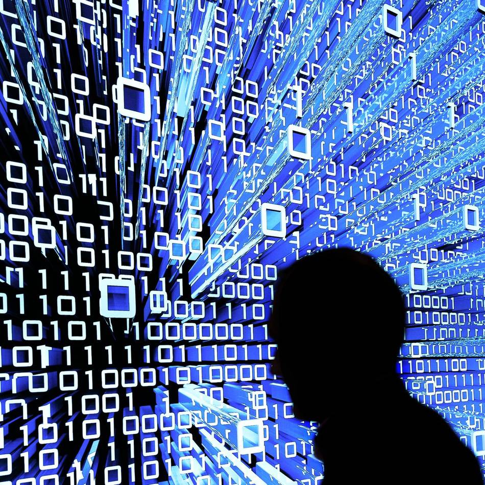 Total Digital: Der geräuschlose Weltkrieg