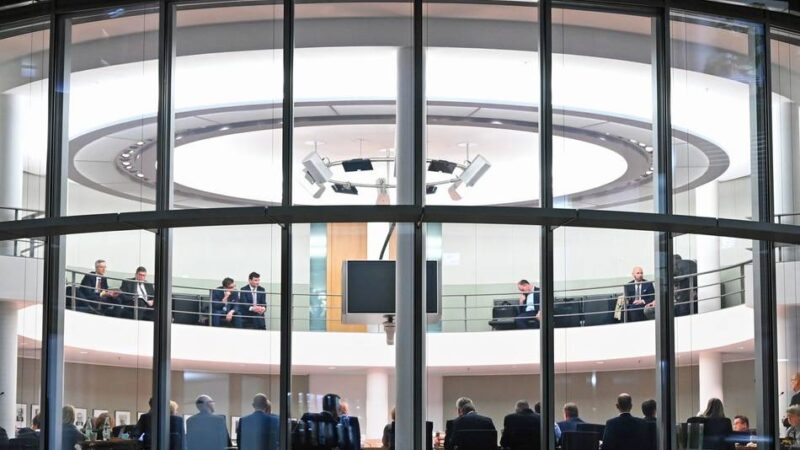 Bundeshaushalt 2026: Wieder mehr Schulden – und was sonst noch vereinbart wurde