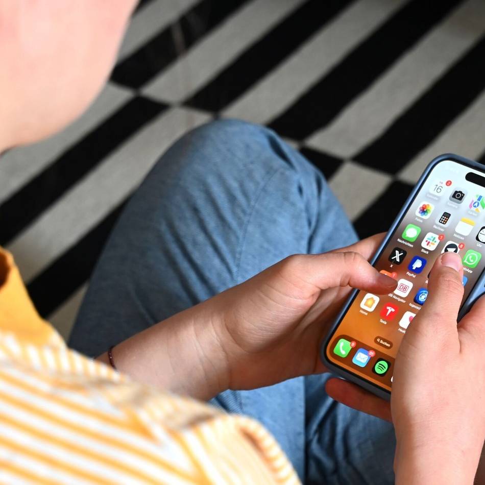 Auswirkungen auf mentale Gesundheit: Debatte um Mindestalter für soziale Netzwerke nimmt an Fahrt auf