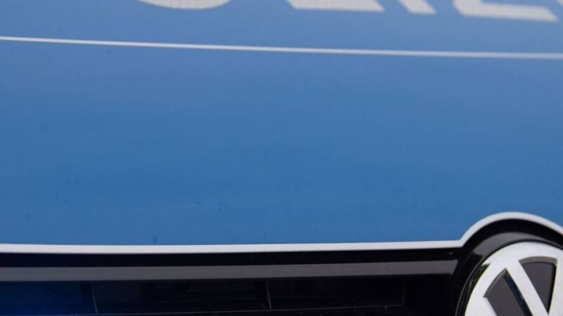 Kriminalität in Langenfeld: Serie von Autoaufbrüchen – Lenkräder und Geld gestohlen