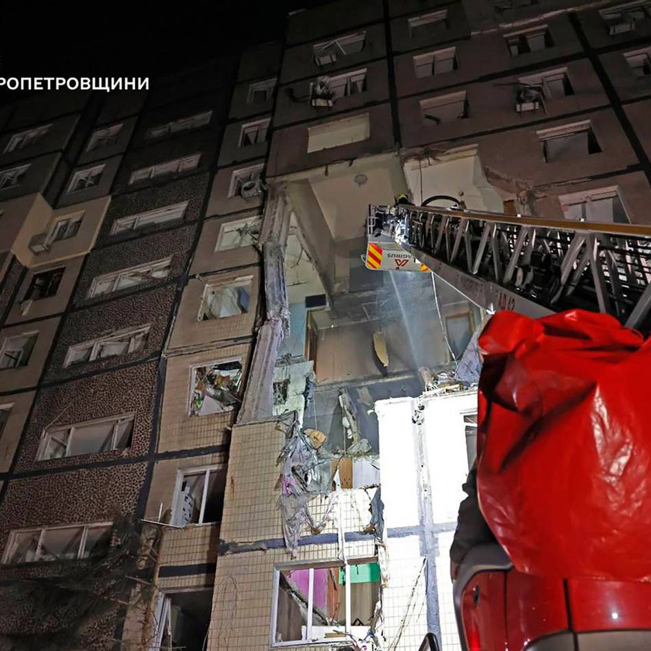 Drohne trifft Wohnhaus: Krieg in der Ukraine – Tote und Verletzte in Dnipro