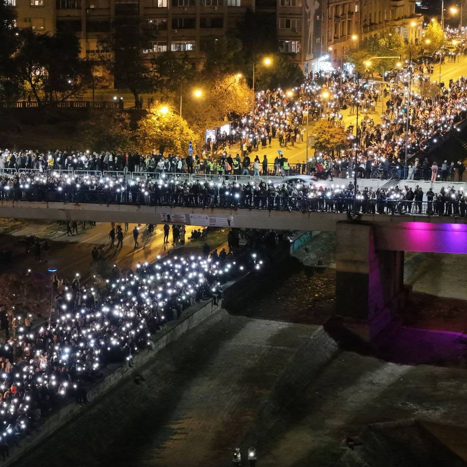 „Eure Hände sind blutig“: Aufstand und Repression in Serbien