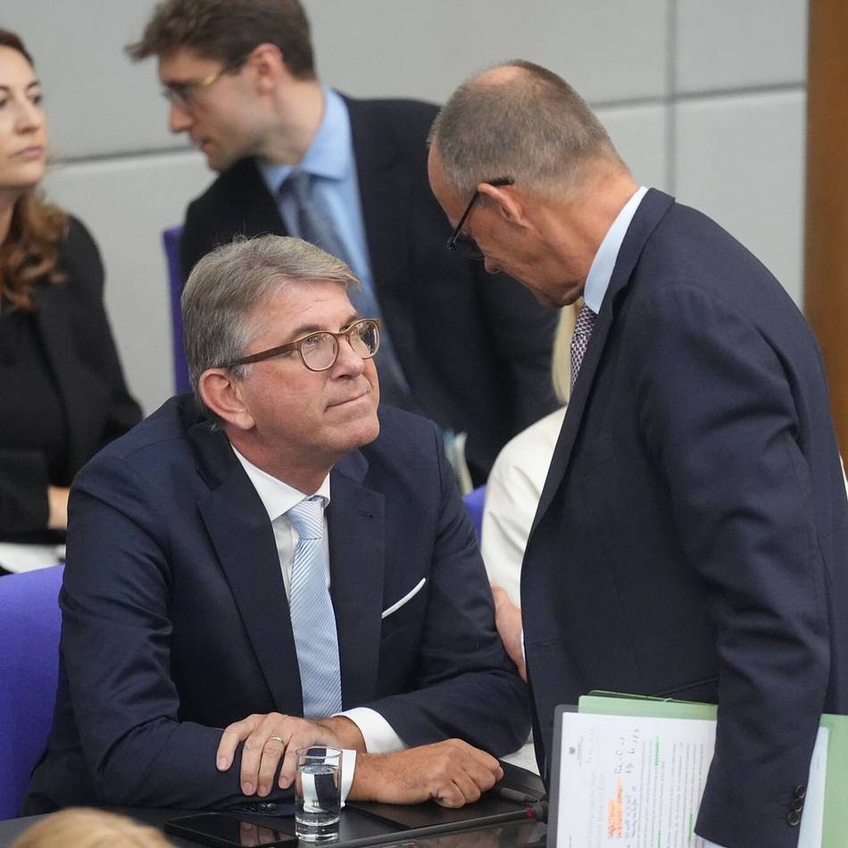 AfD gegen Wolfram Weimer: Rechtspopulisten wollen Druck auf Kanzler Merz erhöhen