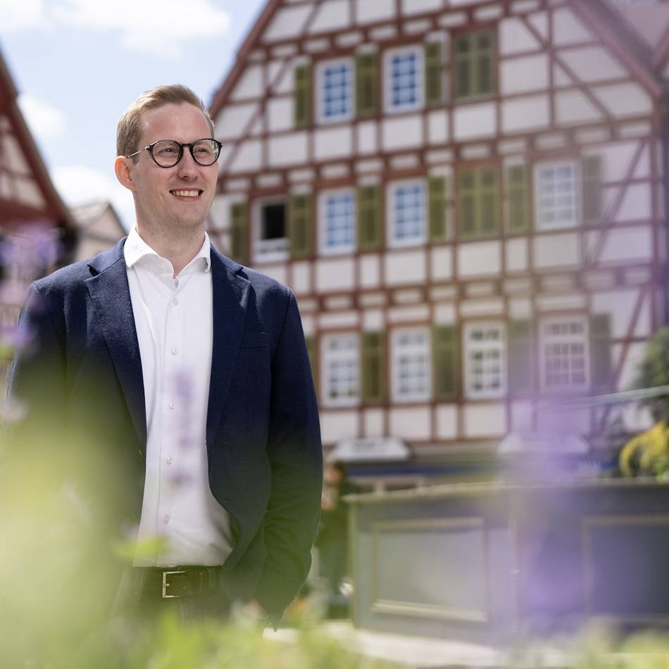 Kuriose Geschichte: Düsseldorfer wird „aus Zufall“ Oberbürgermeister in Süddeutschland