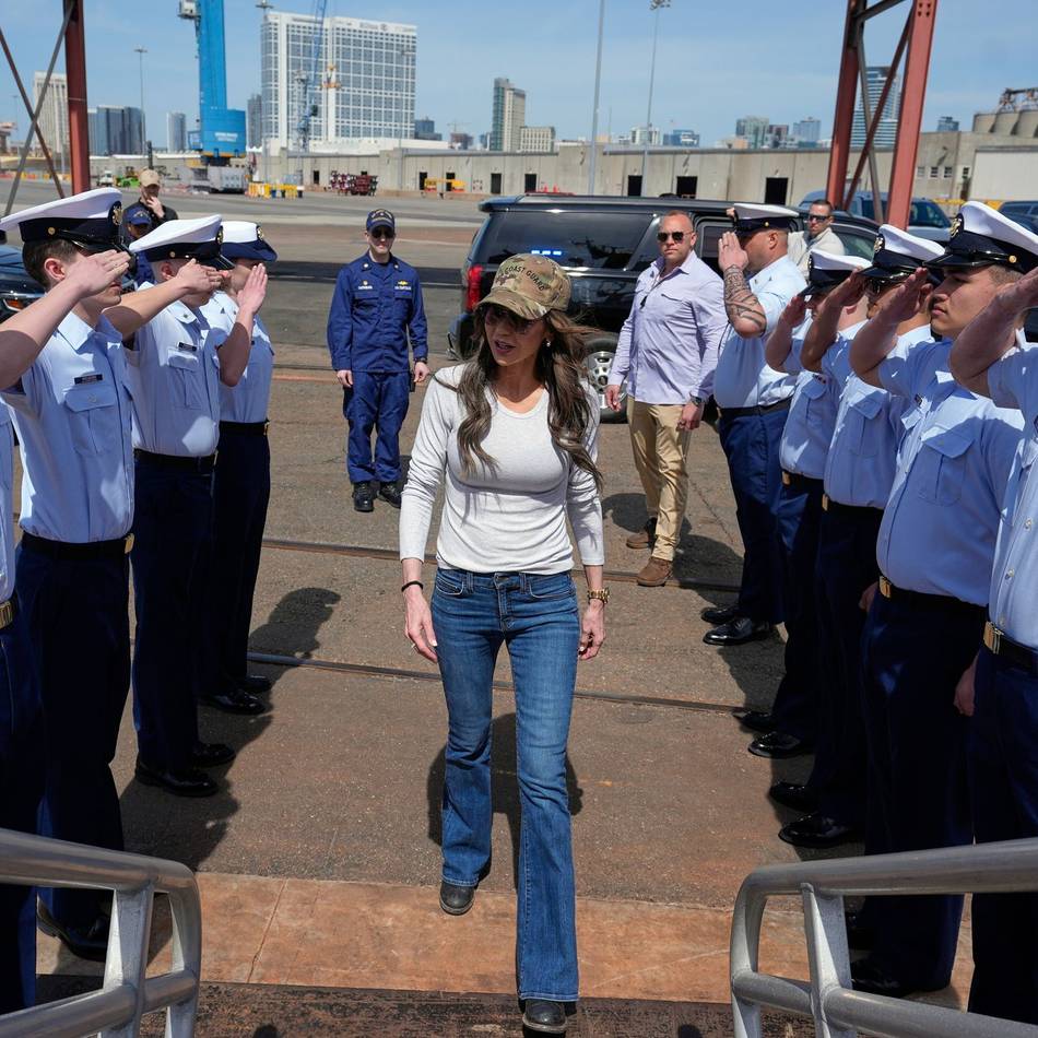 Aufregung um geplante Änderung: Hakenkreuz bei US-Küstenwache bald nicht mehr als „Hasssymbol“ eingestuft?