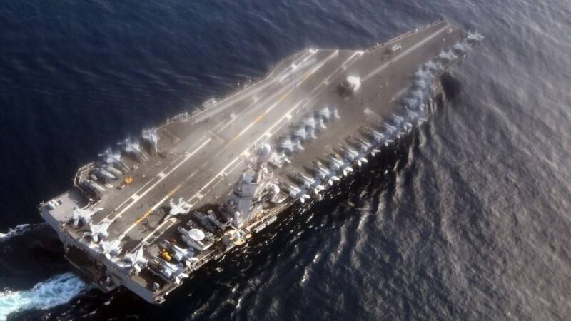 Drogenkrieg und Spannungen : USA verlegen ihren größten Flugzeugträger