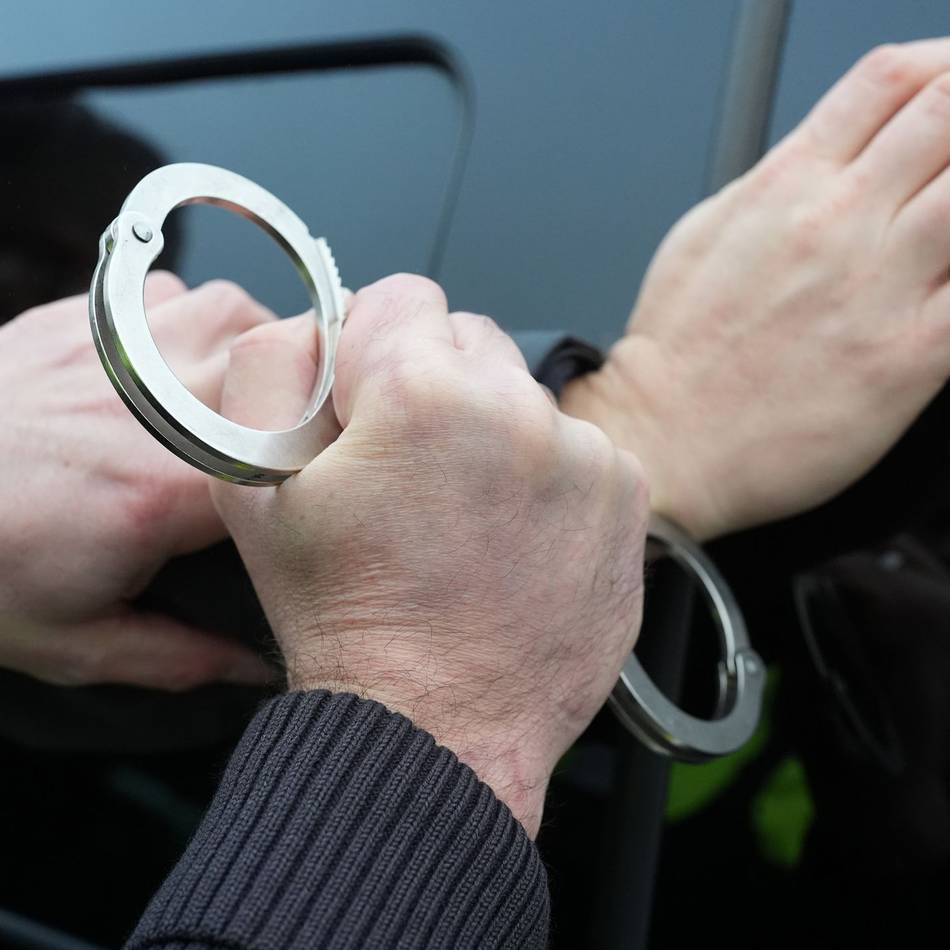 Polizei stellt Tatverdächtige: Drei Jugendliche angegriffen und verletzt