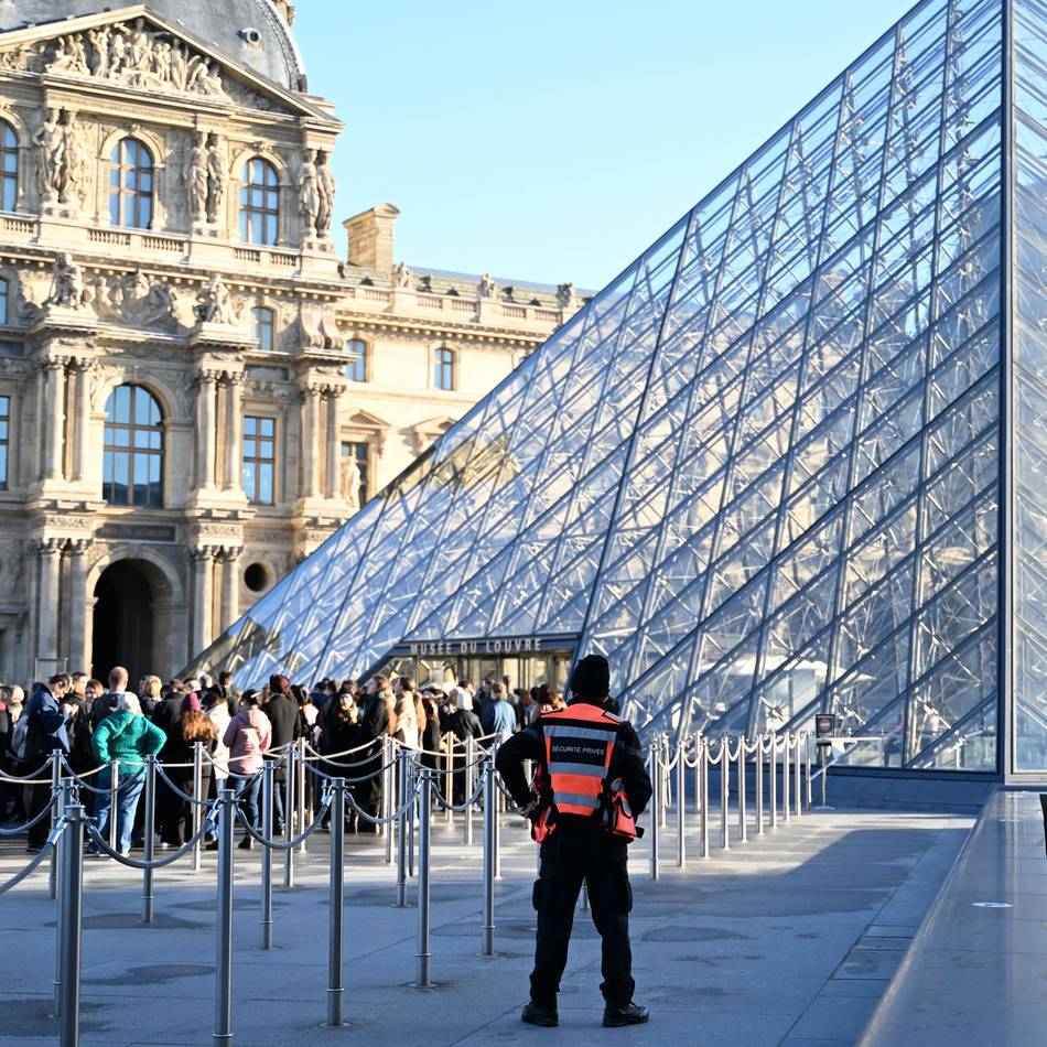 Museen: Rechnungshof rät Louvre: Mehr Geld für Sicherheit ausgeben