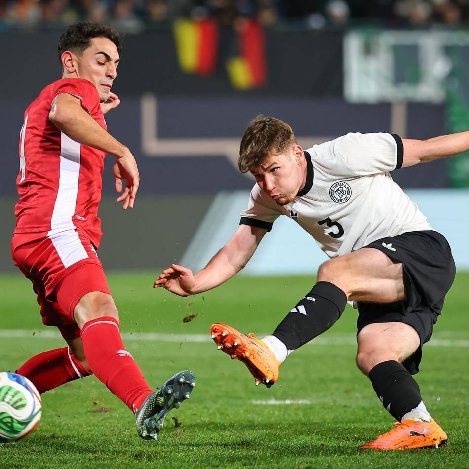 Gladbacher im Einsatz und in der Zuschauerrolle: Ullrich gewinnt mit links – Woltemade zieht Kleindienst davon