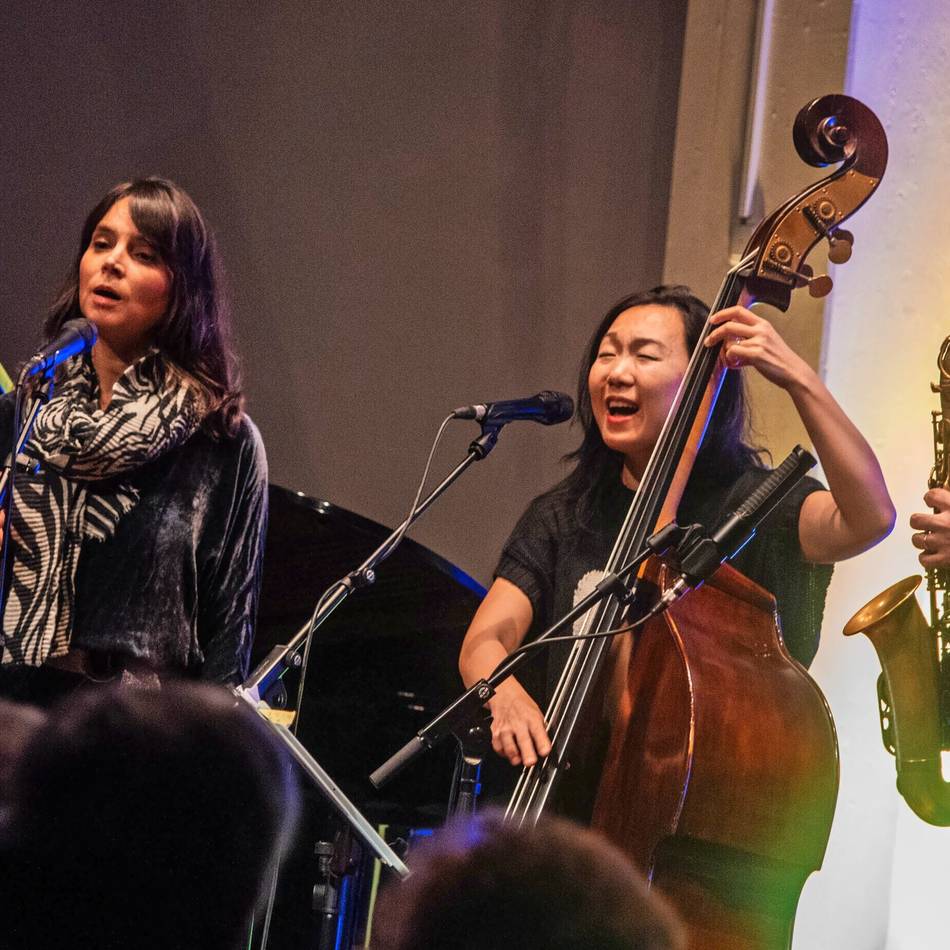 Konzert in Duisburg: Bassistin Linda May Han Oh begeistert in der Lutherkirche