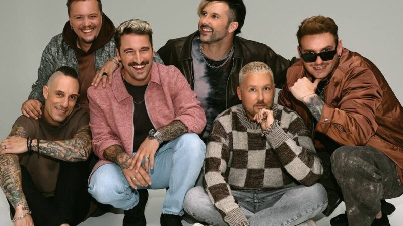 Konzert in Düsseldorf: Electric Callboy brennen die Halle ab