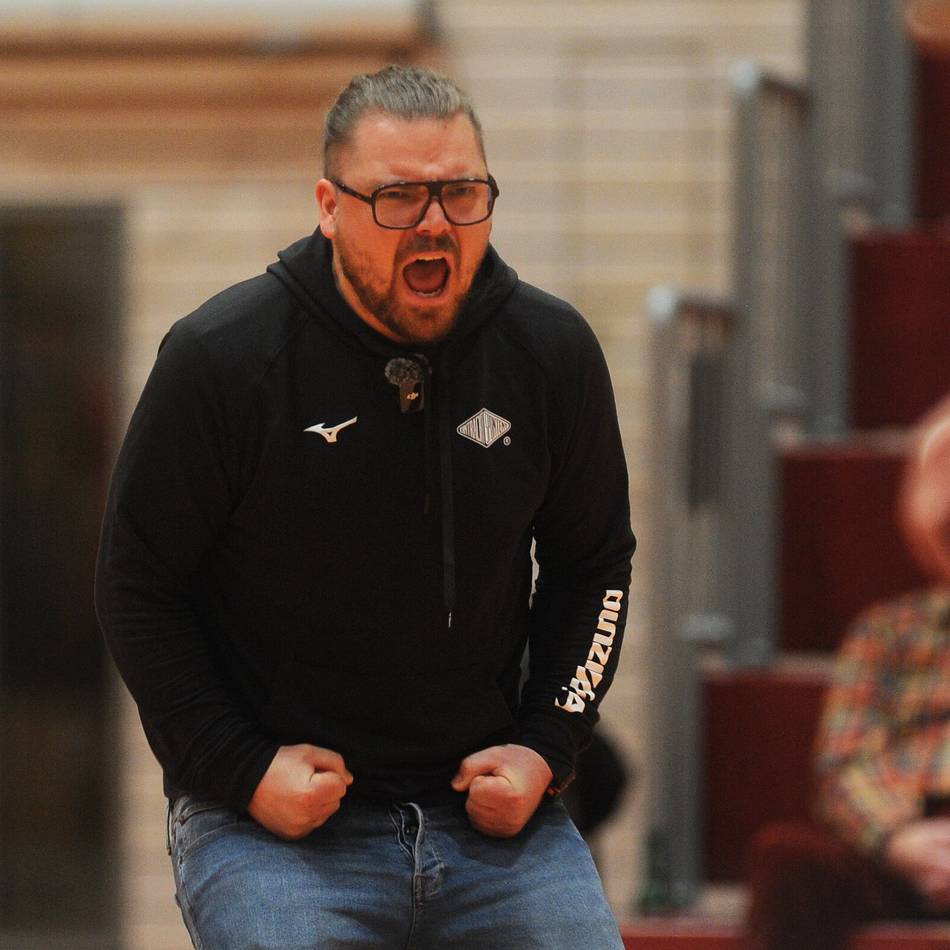 Erster Satzverlust der Saison: Eintracht Spontent stolpert kurz – und siegt souverän